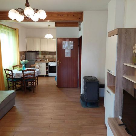 Apartman Rozmari 洛克维 外观 照片